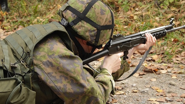 the-weapon-1176215_640