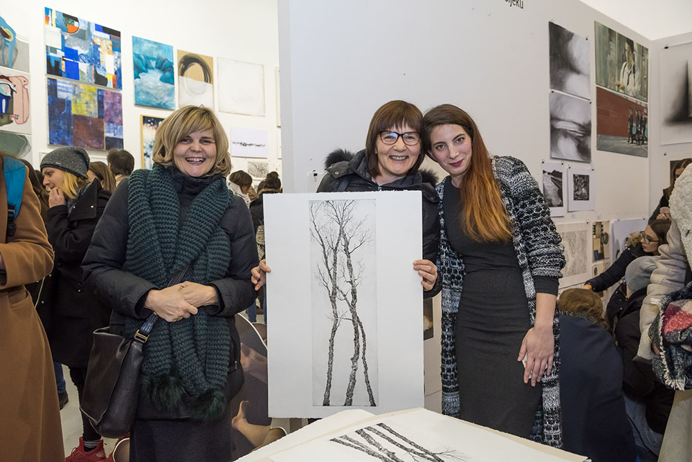 THuha - 2018-12-17 - DSC_9093 - HPB-Full-HD