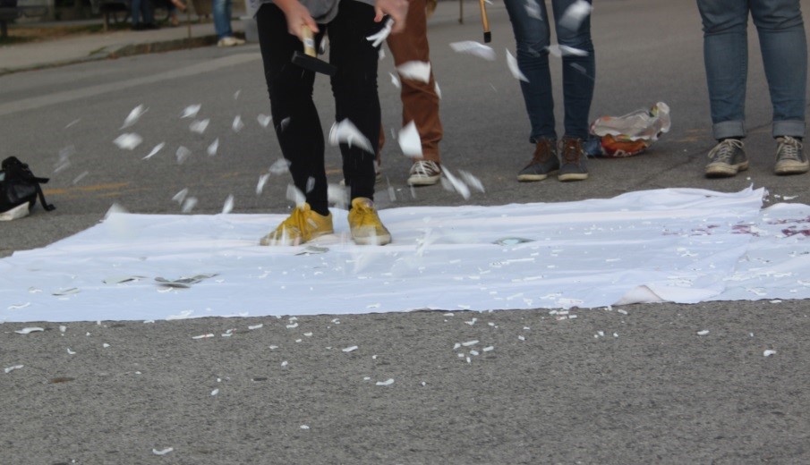 thumbnail_performans2