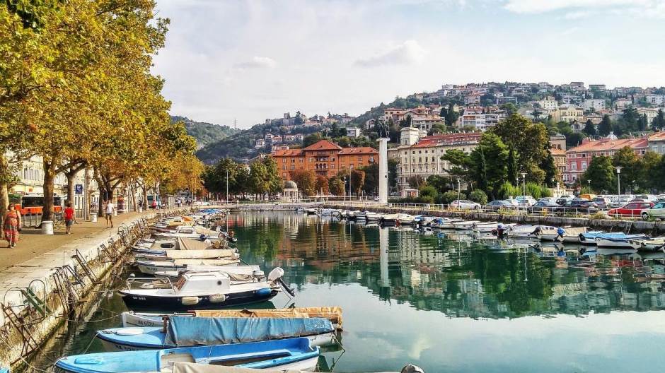 thumbnail_rijeka-3960063_1920