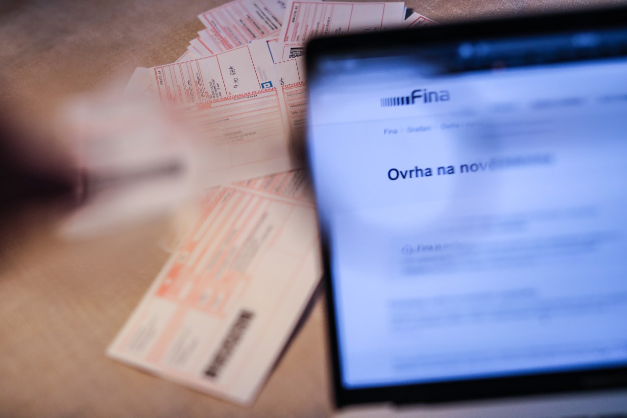 ovrha, ovrhe, ovršeni