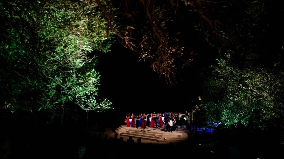 Tisućljetni lunjski maslinici čarobna kulisa Olive Classica i mladih virtuoza