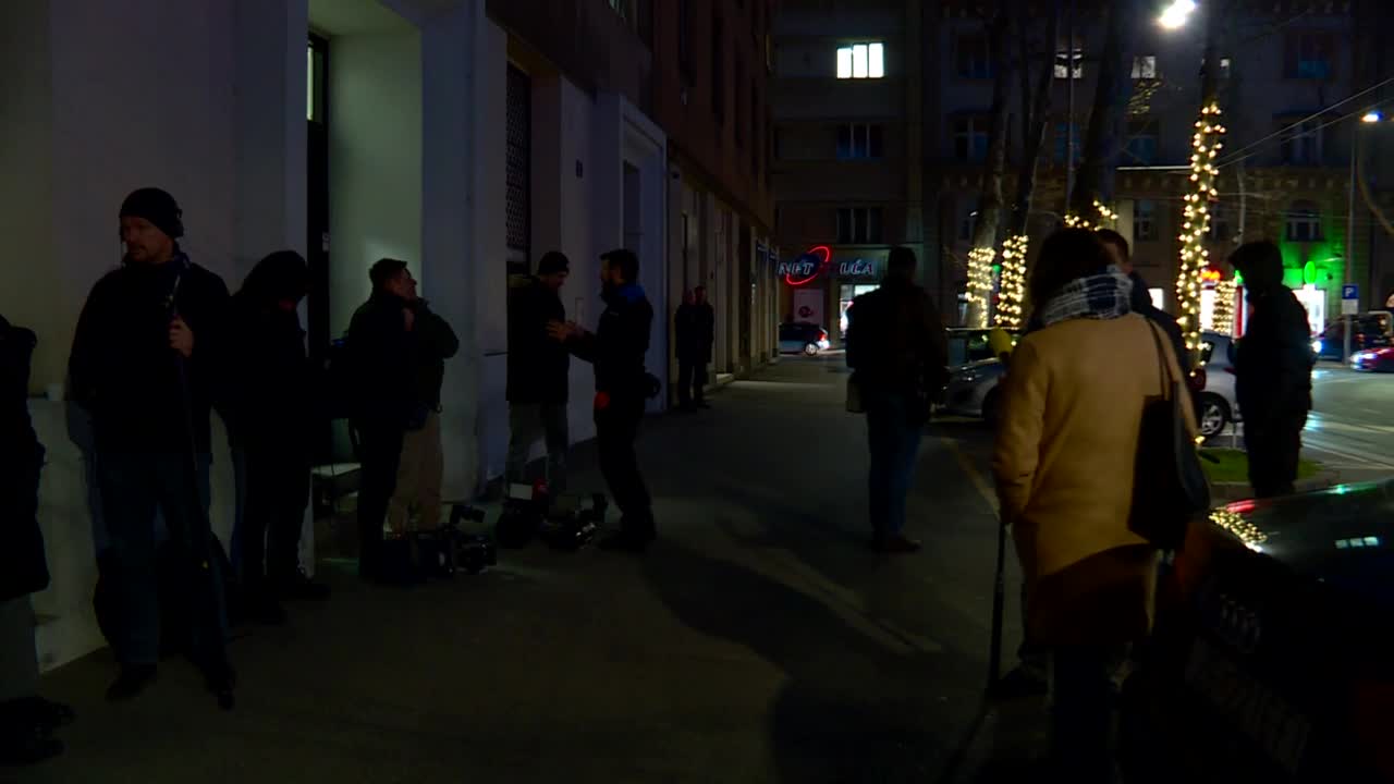 Tko je kriv za poraz Grabar-Kitarović?