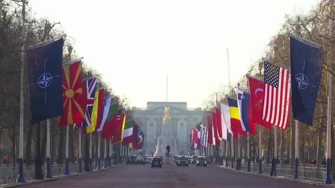 Trump napao Macrona zbog izjave o 'stanju moždane smrti', zaiskrilo kada je spomenuo strane borce u ISIL-u