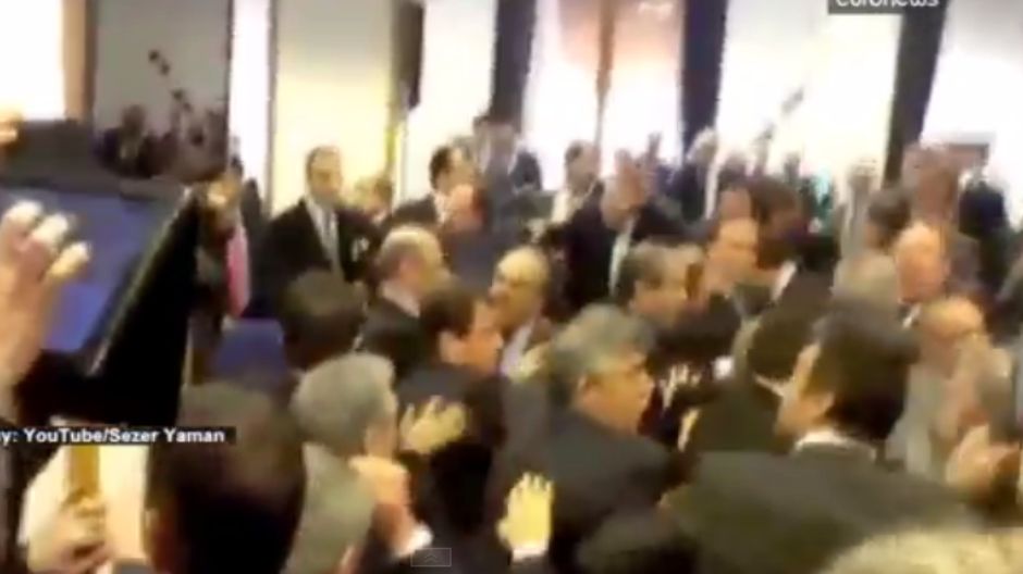 tuca parlament turska