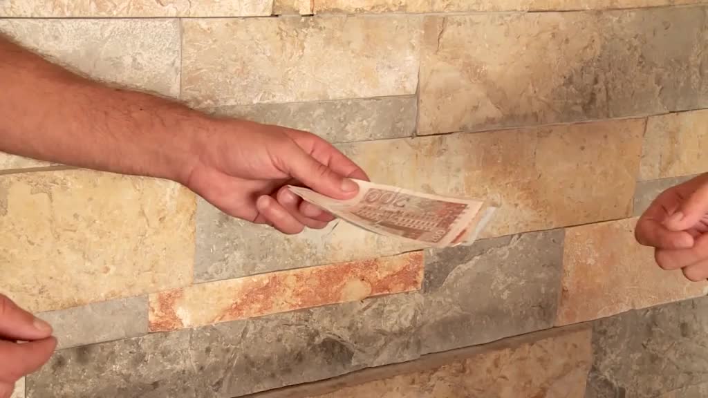 U velikoj policijskoj akciji u Zadru uhićena čak četiri bivša policajca