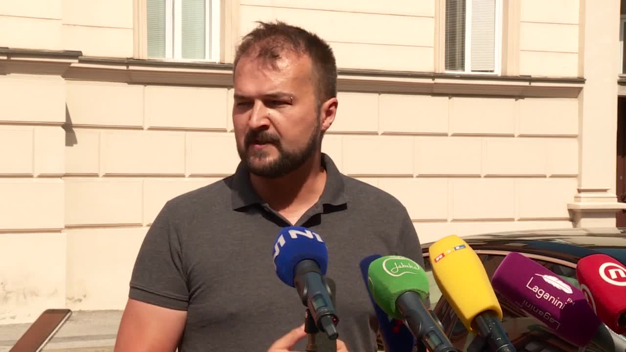 Udomljavanje i posvajanje - zašto je toliko djece na čekanju?