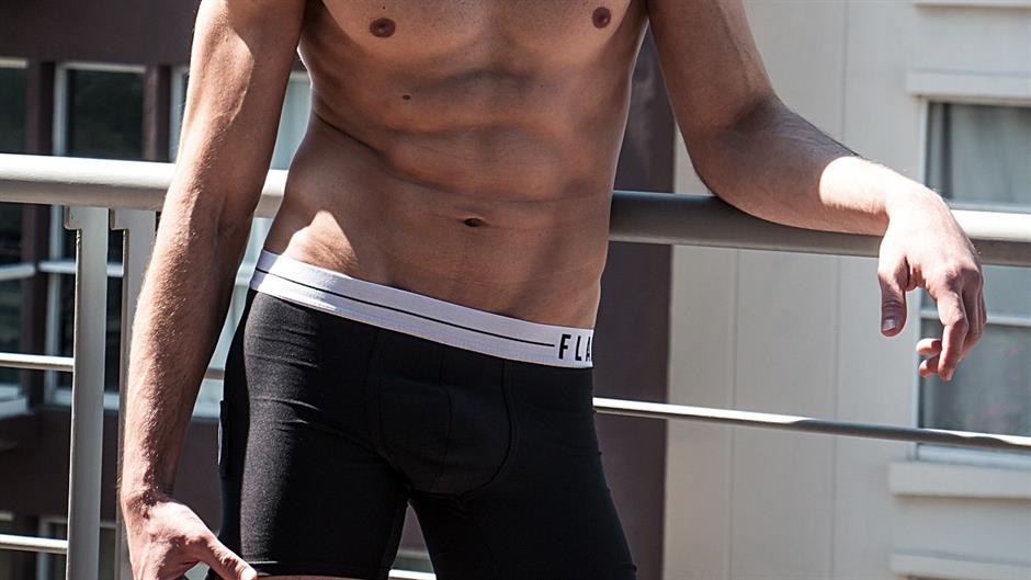 underwear-man-3011393_1920