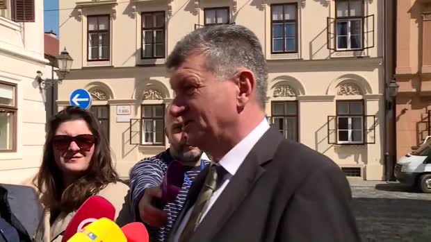 "Valjda sam ja svoju imovinsku karticu dobro ispunio"