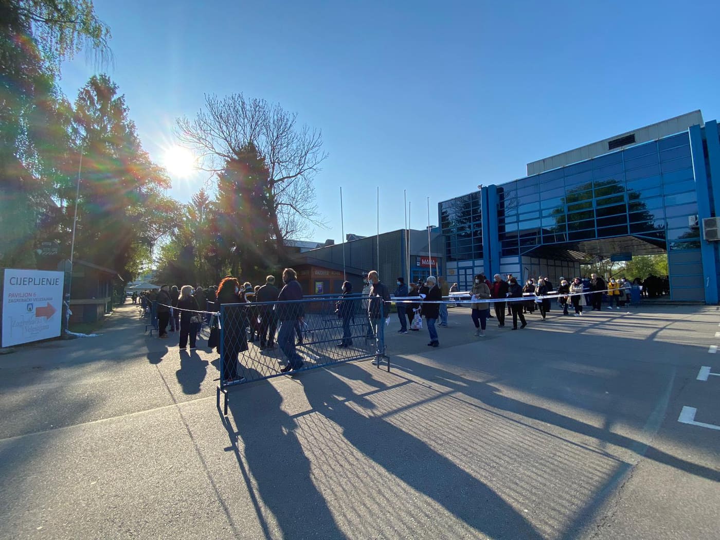 velesajam, cijepljenje