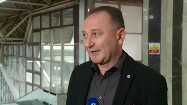 "Vlada mora sve učiniti da se pronađe strateški partner"