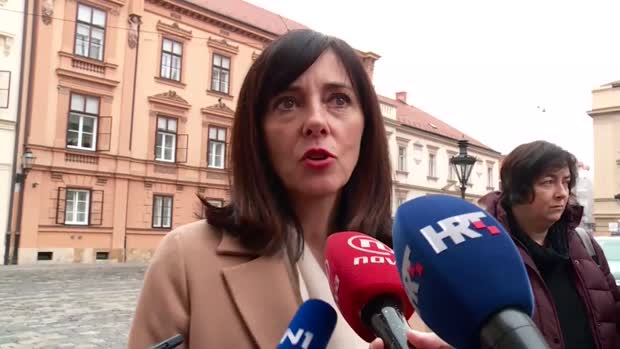 Vlada povećala sredstva za udžbenike na razini Hrvatske