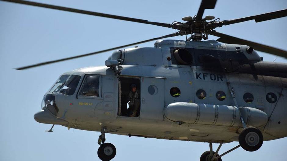 vojni helikopter