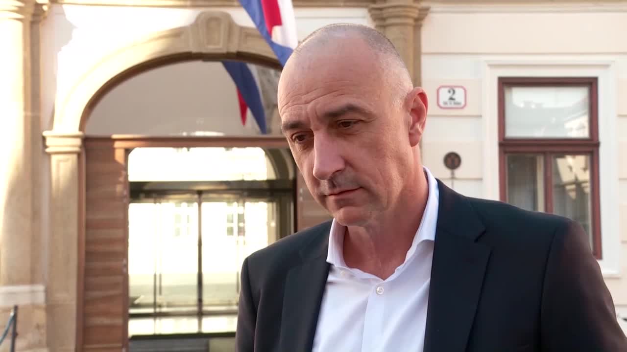 Vrdoljak: Ružno je vidjeti kad tenkovi i transporteri idu na ljude