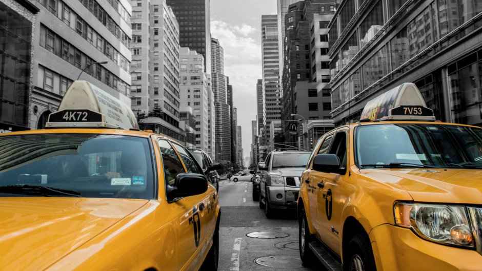 yellow-cabs-in-new-york