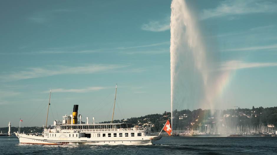 yomira-studio-WtzOzXJW8HQ-unsplash