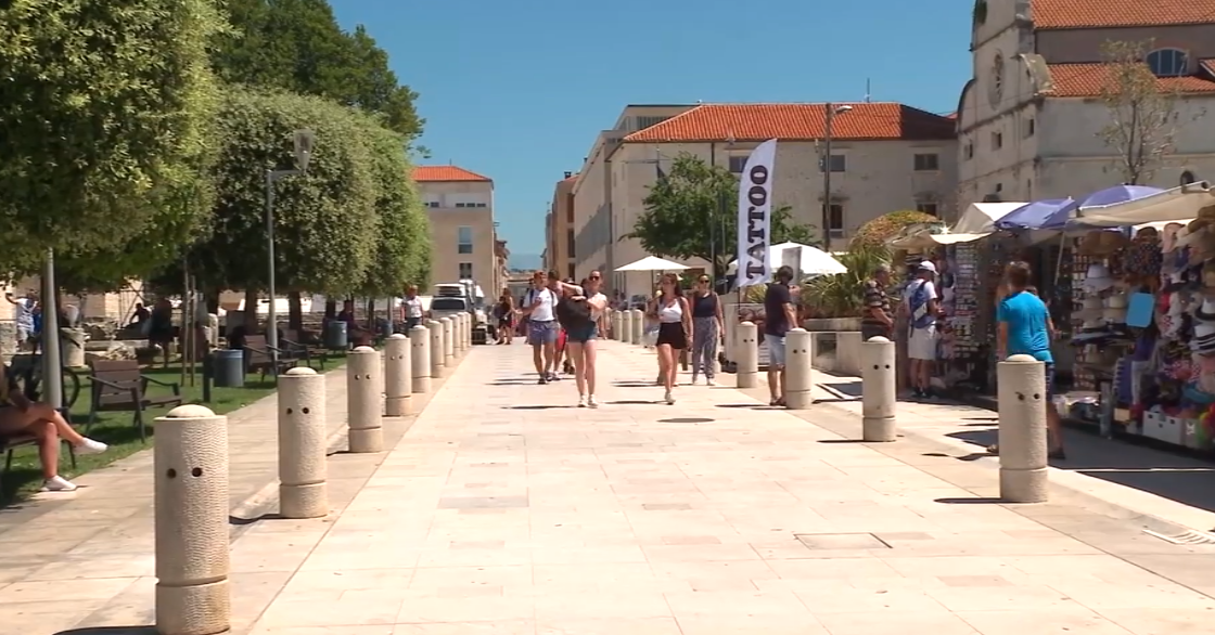 zadar turisti