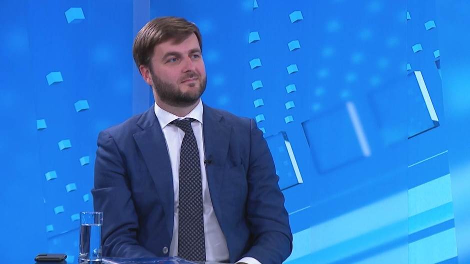 zg-coric-clf-190220-01.13_47_44_10.Still002