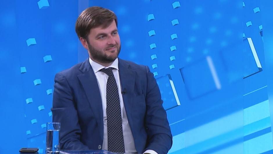 zg-coric-clf-190220-01.13_47_49_03.Still001