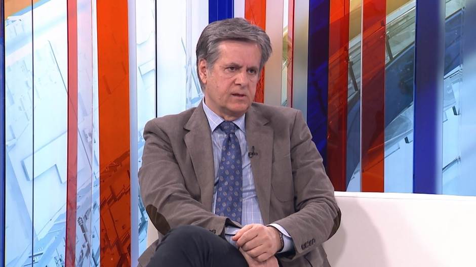 zg-damir novotny-clf-290220-01.10_34_15_23.Still001