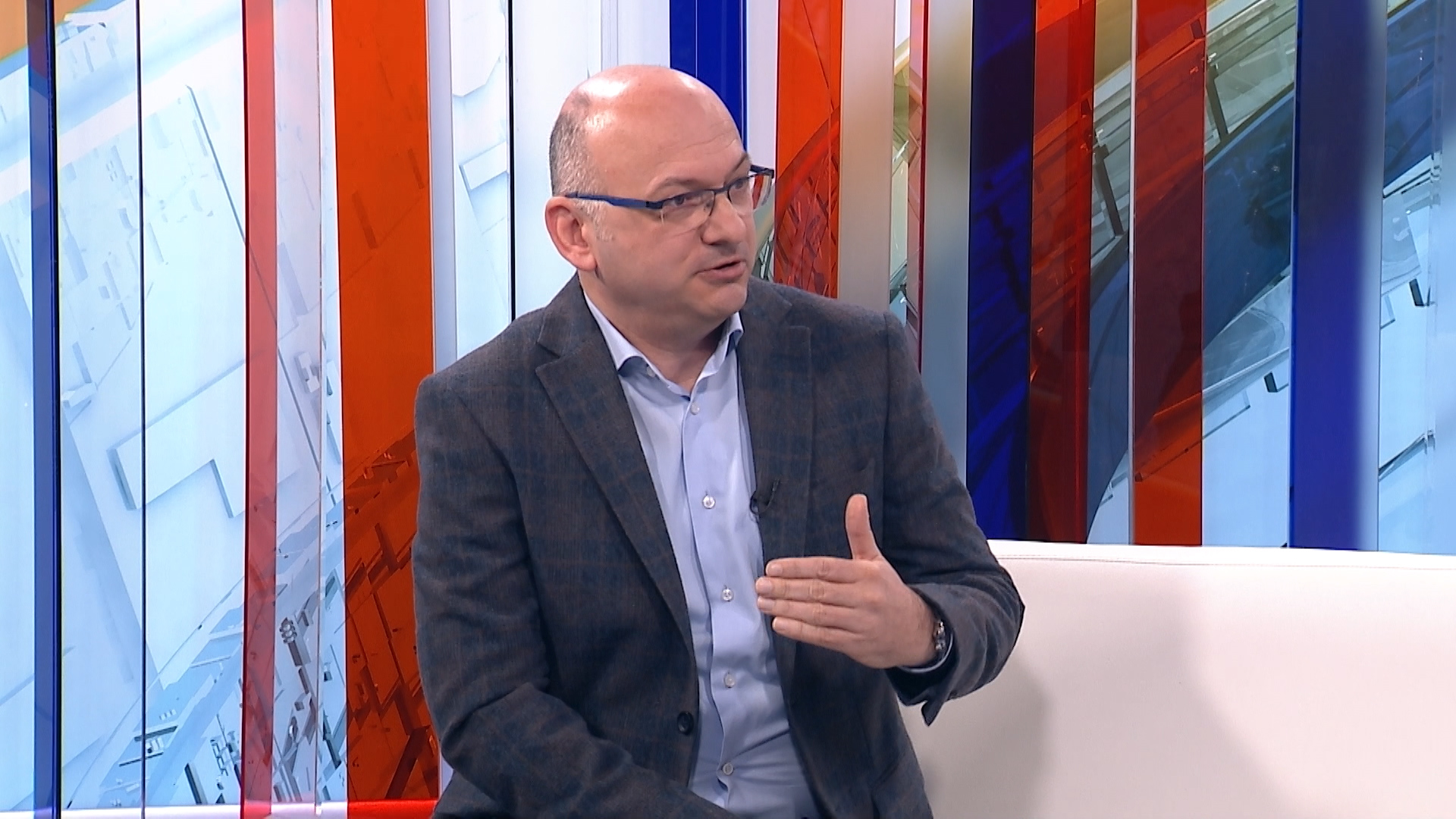 zg-dejan jovic-clf-180220-01.09_33_54_19.Still001