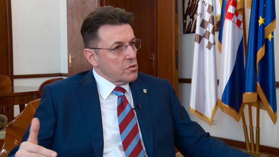 ZG-DIPLOME PKG-TNT-MDM-1(20200229-161401054).mxf.00_08_07_21.Still007