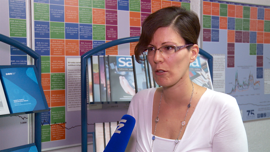 ZG-INT VIZEK-NOB-18-NOB-3(20170810-175551463).mxf.00_01_28_00.Still001