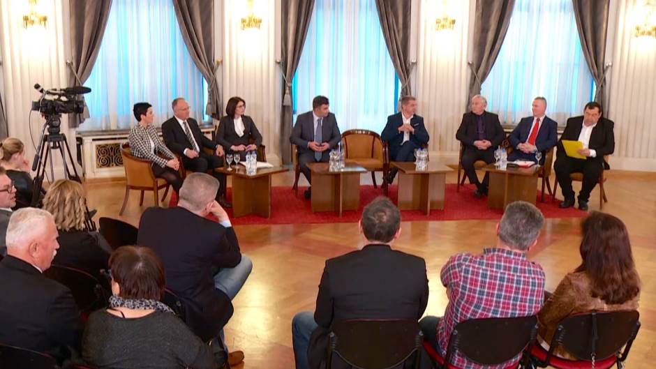 zg-lika debata clean mix-080319-backup.16_11_47_21.Still001