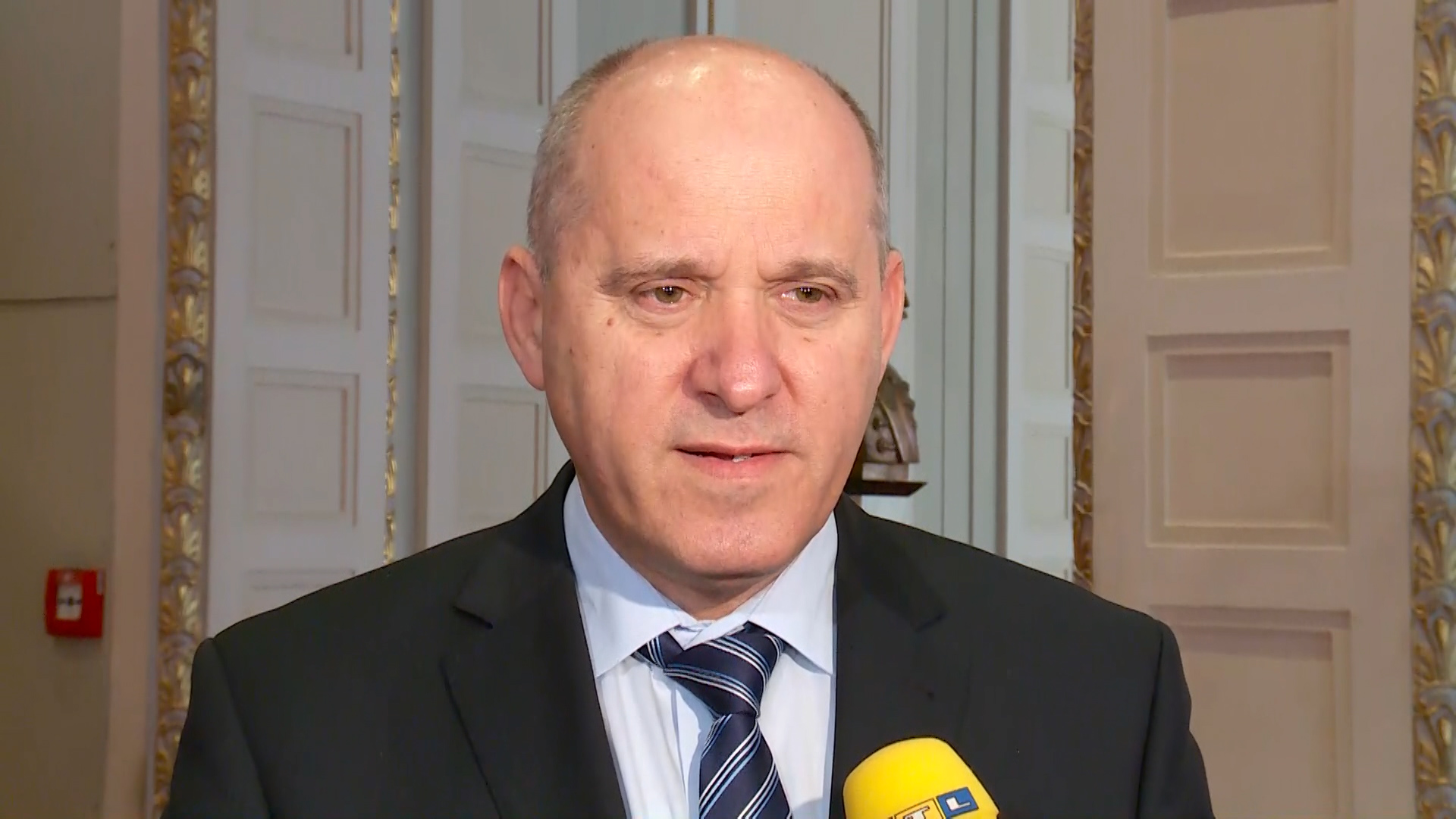 zg-live 5-0802171130.Still001