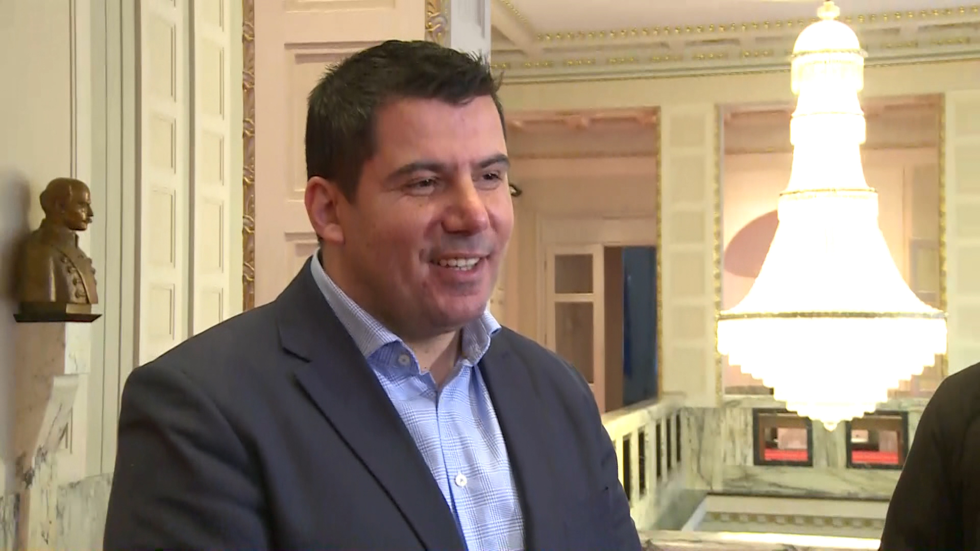 zg-live 5-1315-061216.Still005