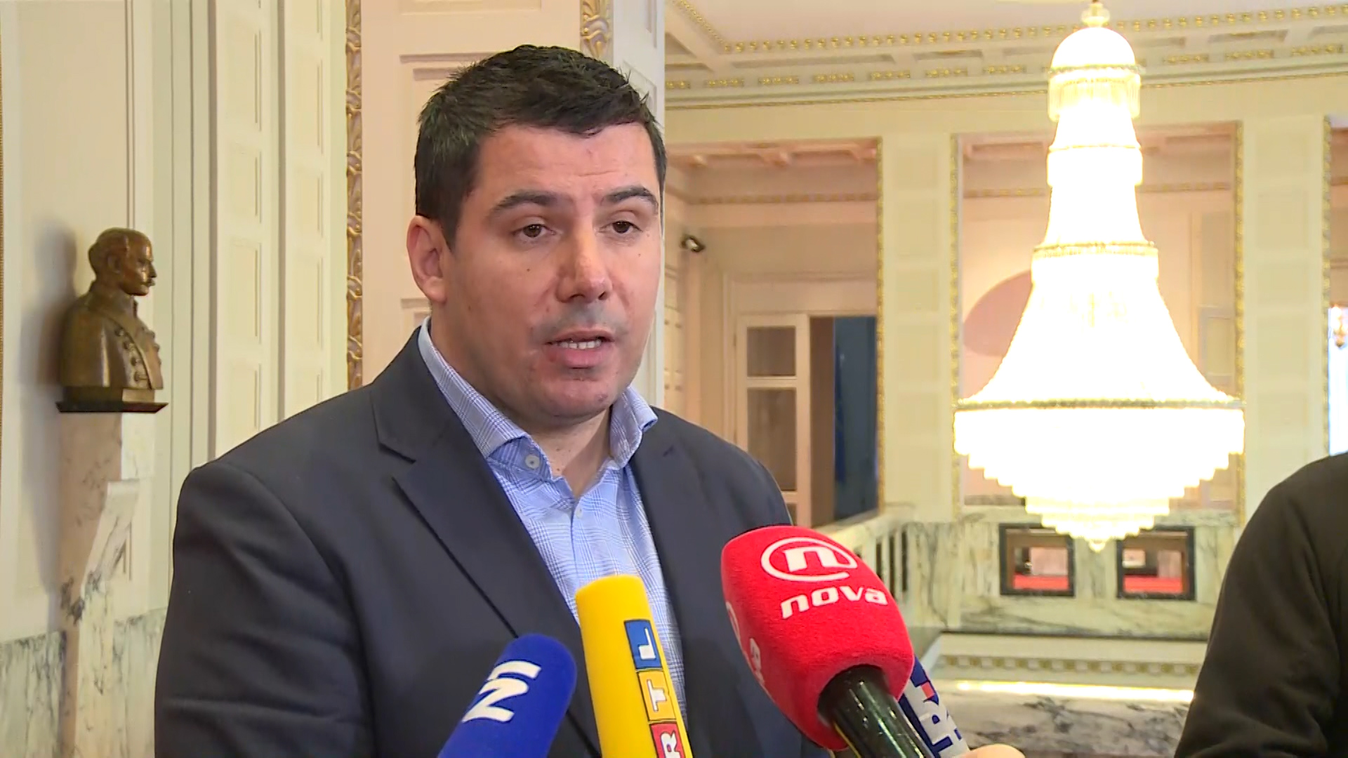 zg-live 5-1315-061216.Still006