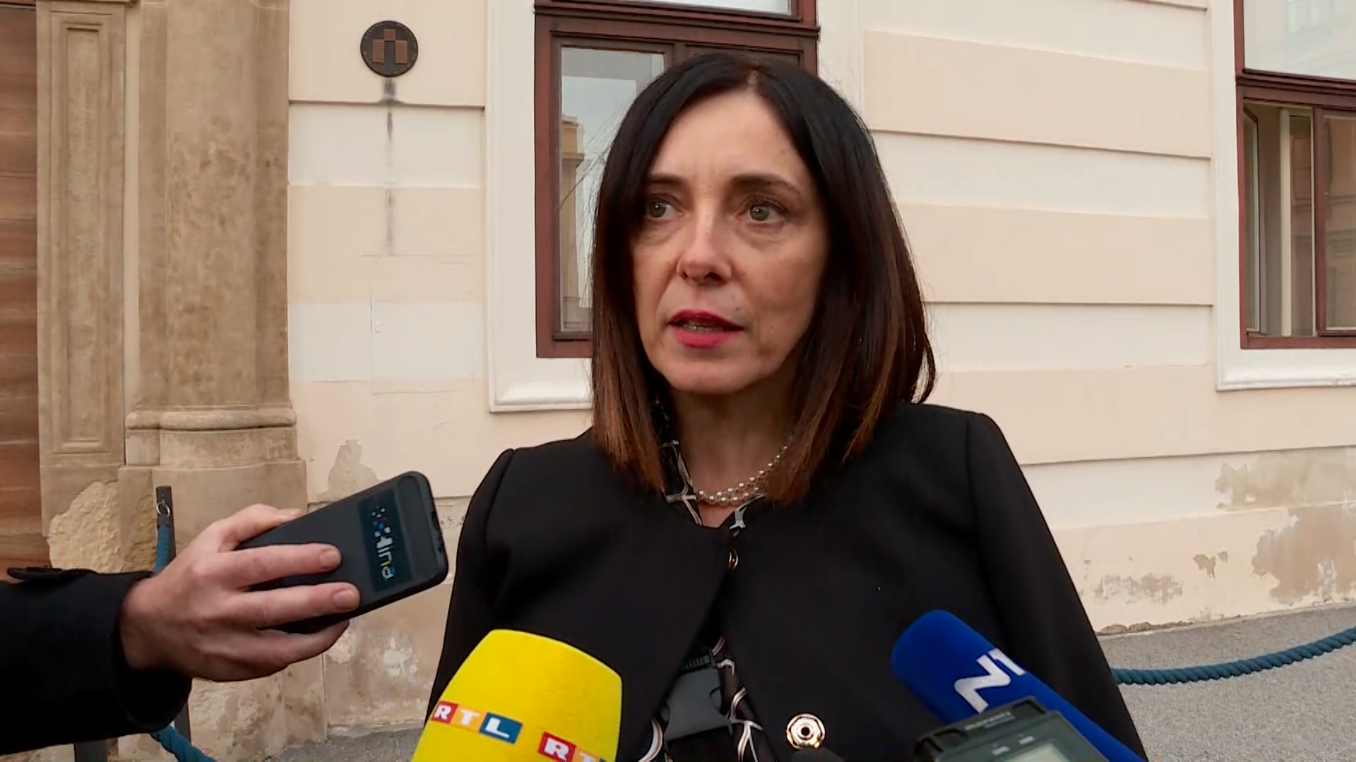 zg-live 5-1515-171219.15_34_24_15.Still004