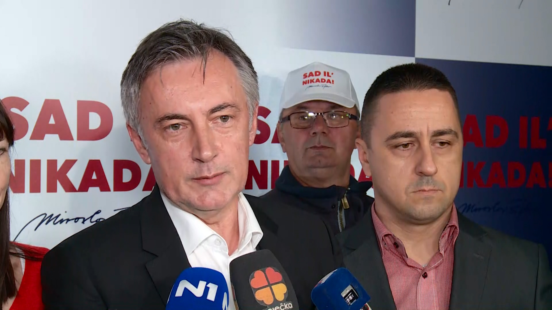 zg-live 5-1705-281119.17_15_45_13.Still001