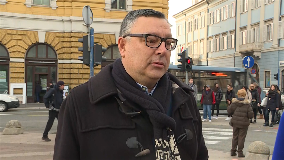 zg-live 6-1025-281218.10_48_59_16.Still002