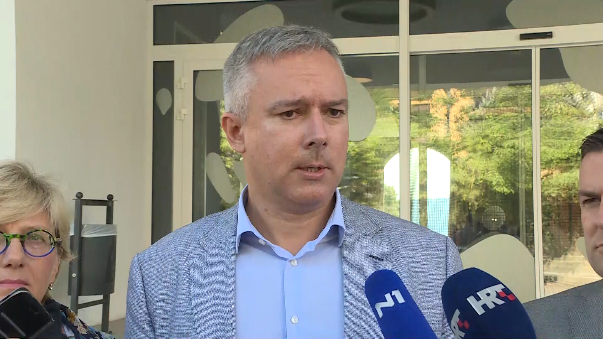 zg-live 6-1505-150919.15_07_30_18.Still001