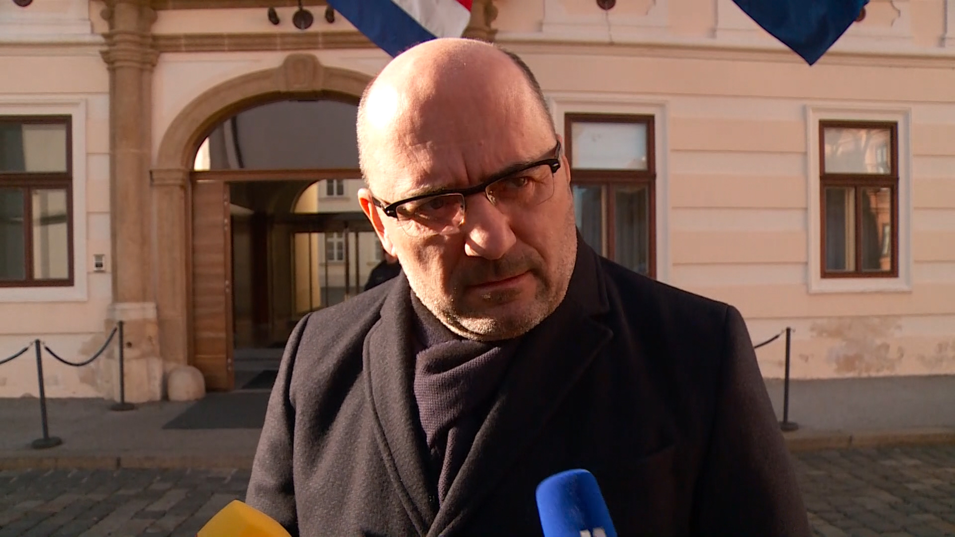 zg-live 7-1345-300120.13_46_26_11.Still001