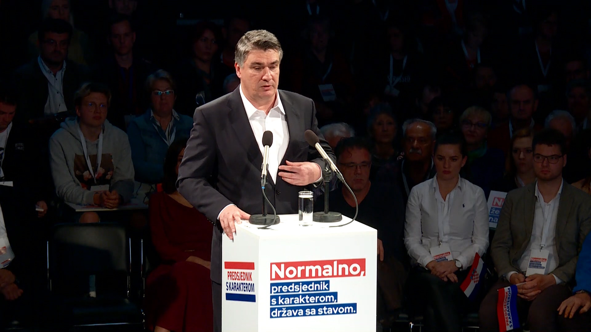 zg-live 8-1100-091119.11_17_13_10.Still010