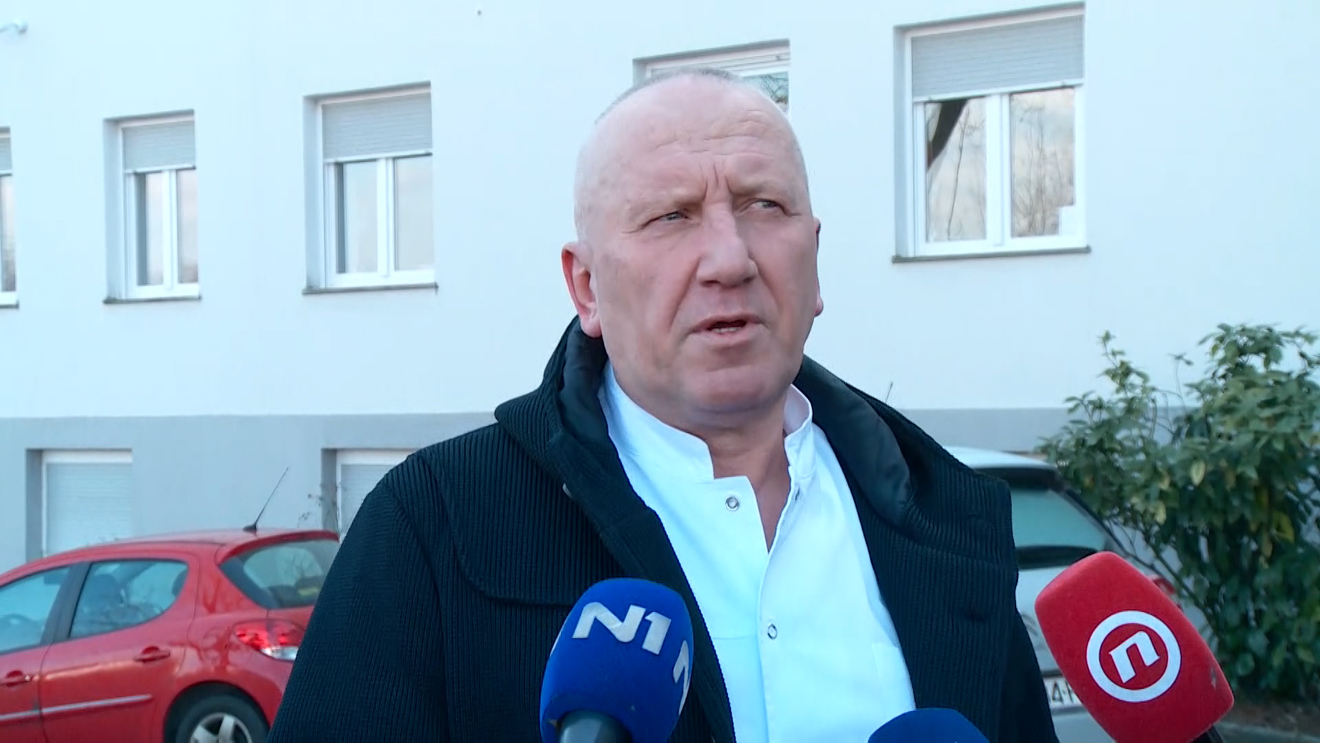 zg-live u-1105-230120.11_02_13_06.Still001