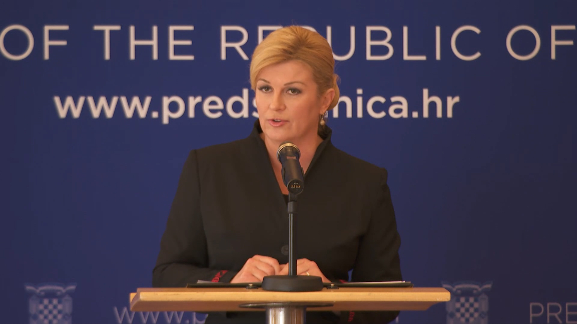 zg-live u-1255-150217.Still003