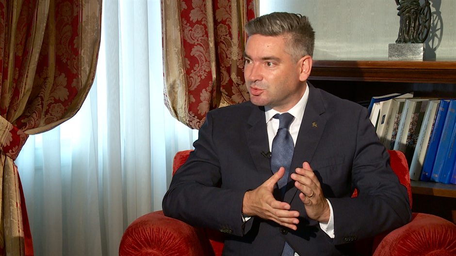 zg-miletic intervju-tnt-150917-nob-1(20170915-191504913).mxf.00_13_23_02.Still003