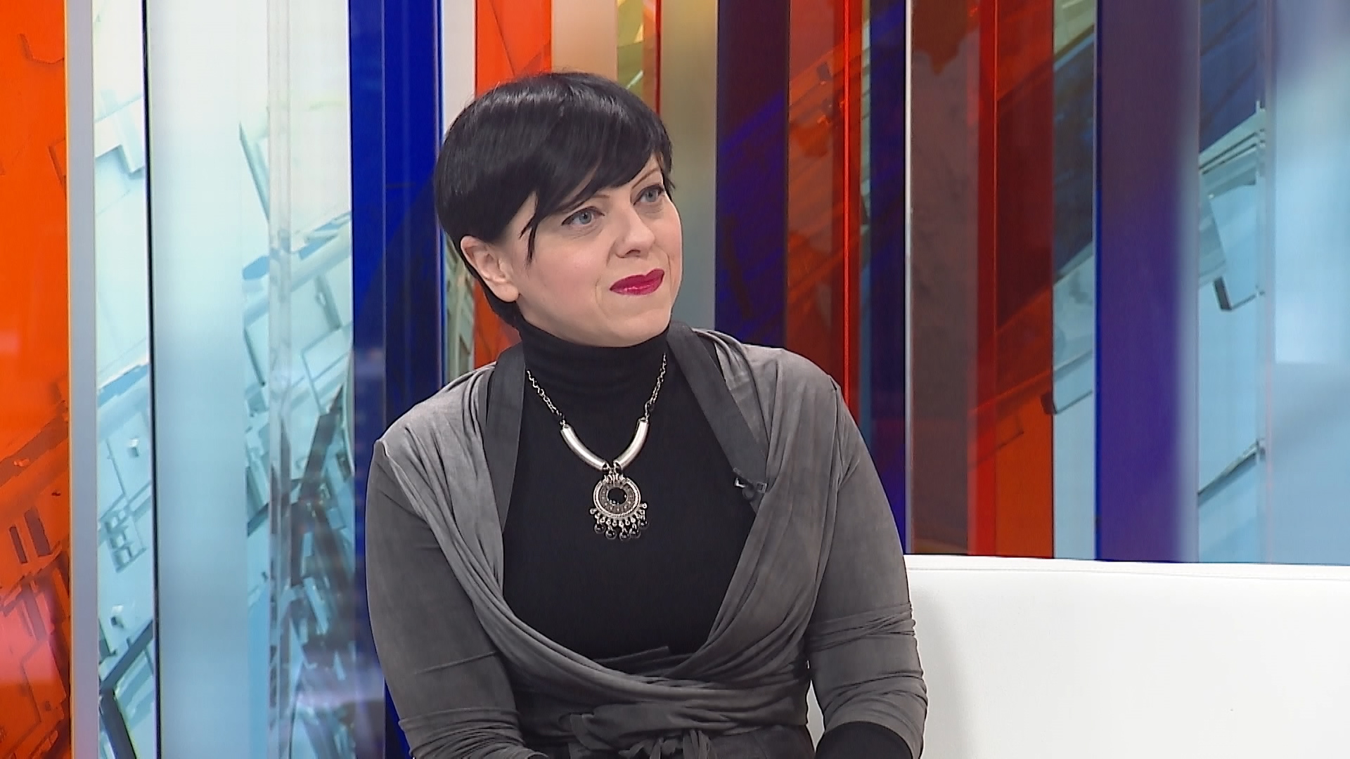 zg-mirela holy-clf-030117.Still002