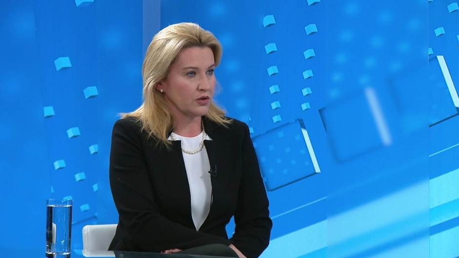 zg-natasa novakovic-clf-100320-01_1.11_13_33_09.Still001