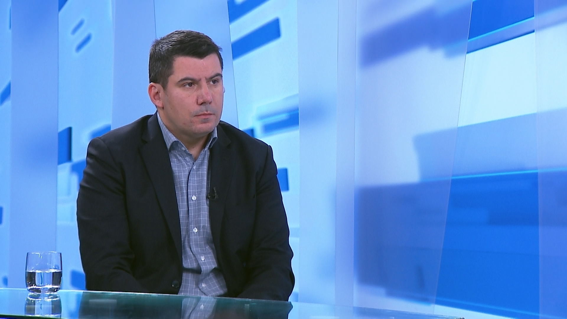 zg-nikola grmoja-clf-140120-01.16_23_54_11.Still002