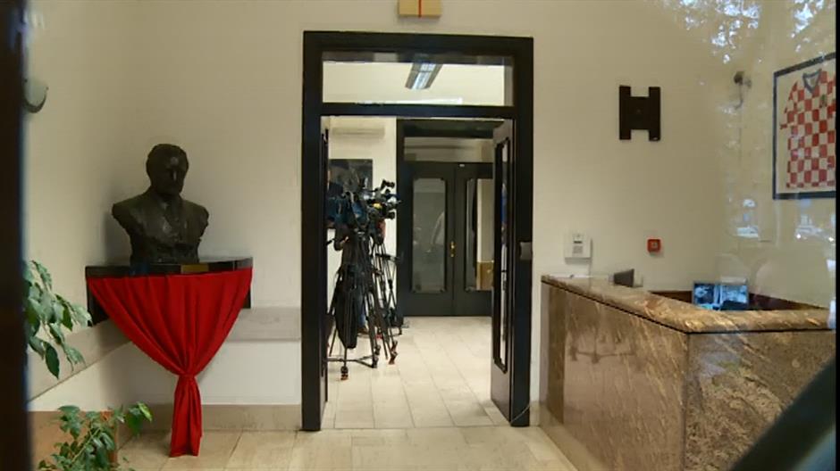 zg-plenkovic-181016-eme-wmt.Still008