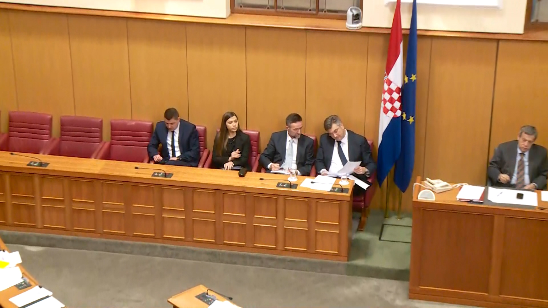 zg-sabor netoni-090217-kba-wmt.Still024