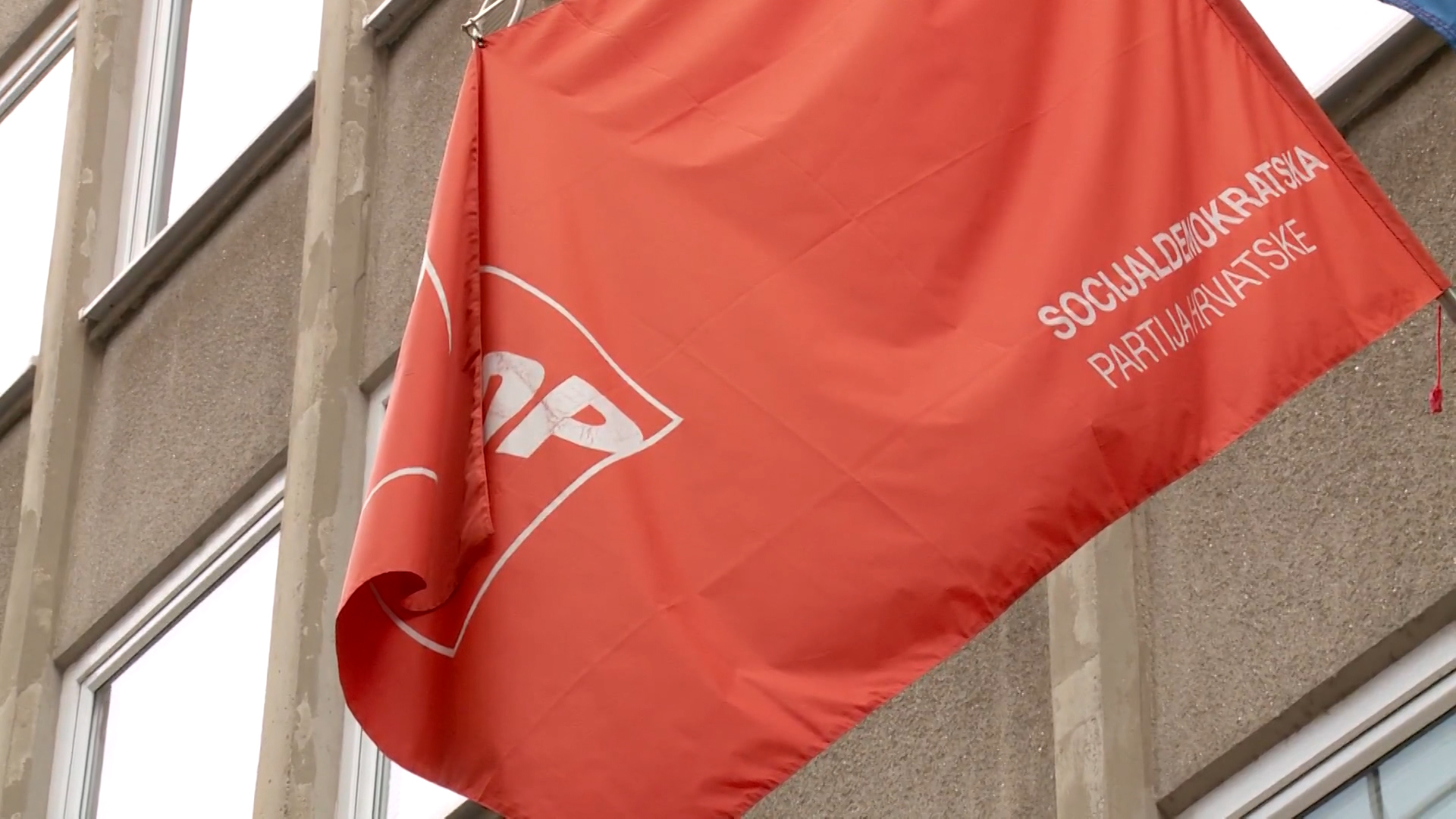 zg-sdp-051116-niz-wmt.Still004