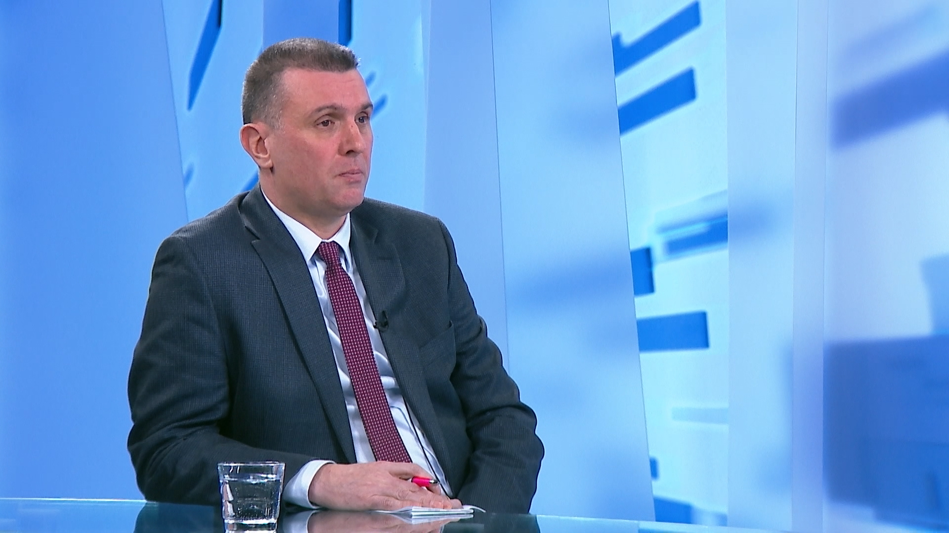 zg-trpimir goluza-clf-100120.17_20_38_19.Still001