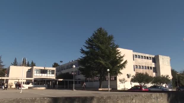 Žigosanje učenika i učenice u zadarskoj srednjoj školi za ravnatelja je - dječja igra