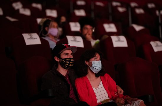 kino, koronavirus, maske