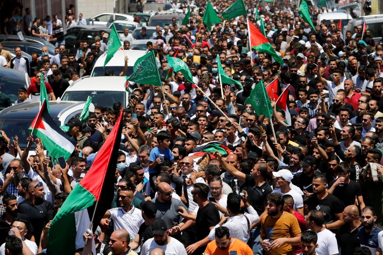 Palestinci prosvjeduju protiv Abbasa